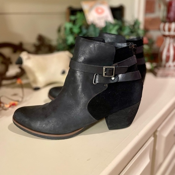 Korks Ankle Boot Contrast Suede Leather Heels Black Size 11 M Moto Grunge Goth - Picture 1 of 10